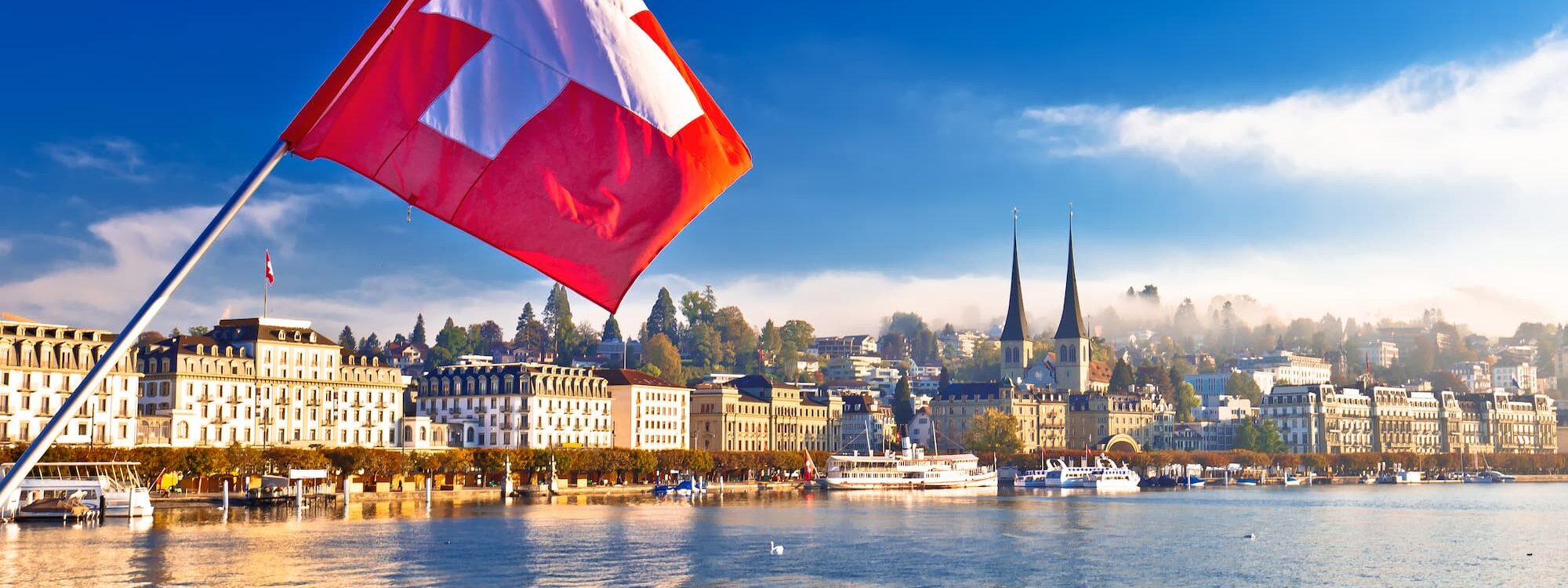 AVANTAGES_HOTEL_PROCHE_FRONTIERE_SUISSE 2000X750 | Au Lion Rouge Quels sont les avantages d’un hôtel proche de la frontière suisse ? Brinckheim